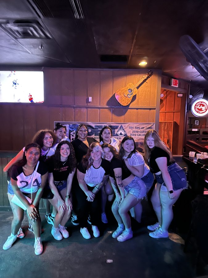 A big group of members at a warrior night out event